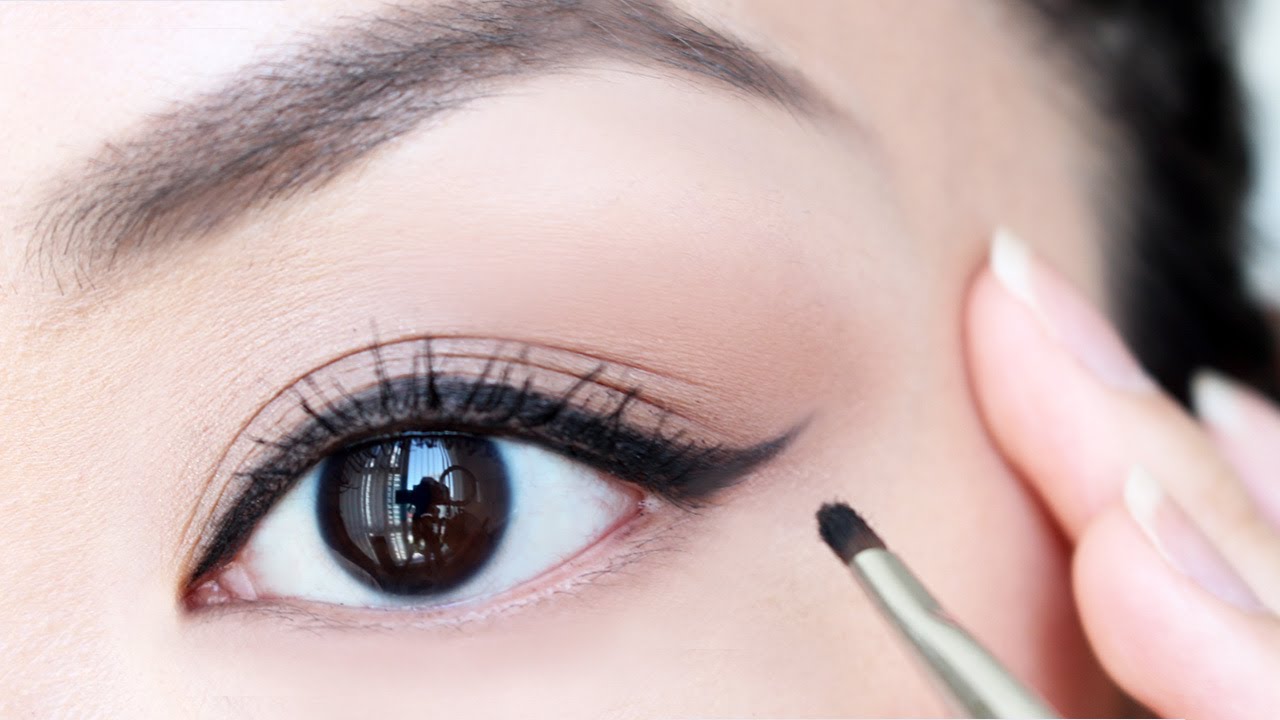 1532101293 maxresdefault - Vanmiu Beauty - Cách Kẻ Mắt Cơ Bản Cho Người Mới Bắt Đầu -  Winged Eyeliner For Beginner [ VANMIU BEAUTY ]
